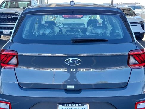 New 2026 Hyundai Venue SE image 19