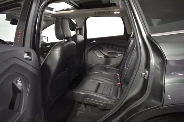 Used 2019 Ford Escape SEL AWD/4WD image 28