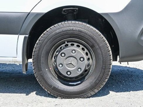 New 2025 Mercedes-Benz Sprinter 3500 image 32