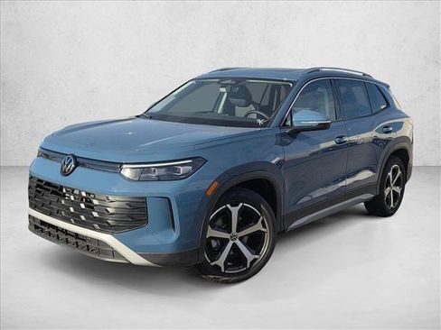 New 2026 Volkswagen Tiguan SE image 1