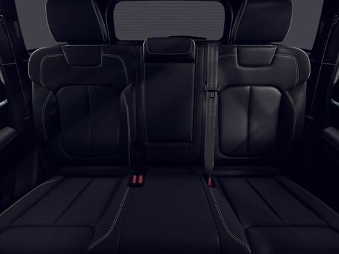 New 2026 Jeep Grand Cherokee Limited w/ Limited Altitude Package AWD/4WD image 3