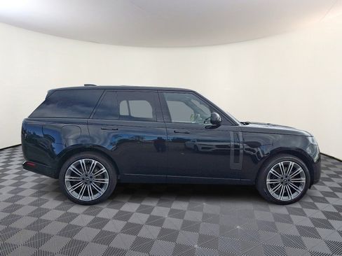 New 2025 Land Rover Range Rover SE image 6