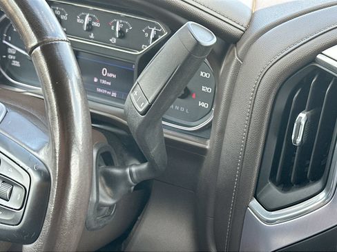 Used 2020 GMC Sierra 1500 SLT AWD/4WD image 19
