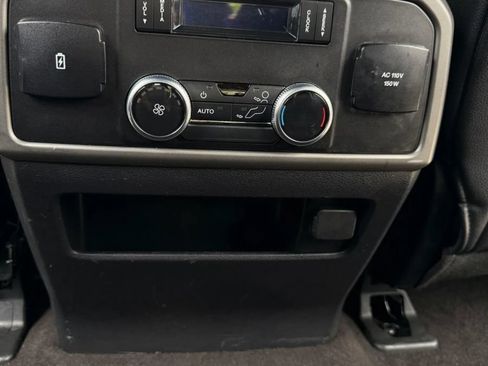 Used 2020 Ford Expedition XLT w/ Equipment Group 202A RWD image 26