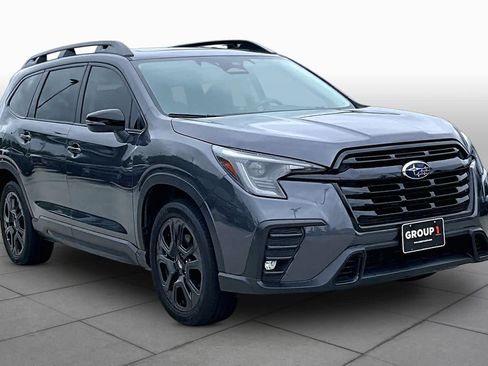 Used 2023 Subaru Ascent Onyx Edition AWD/4WD image 3