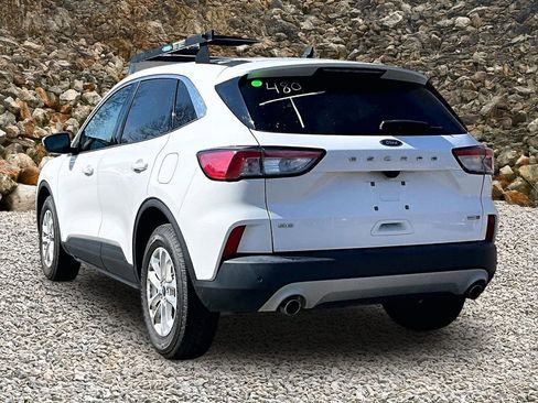 Used 2020 Ford Escape SE image 10