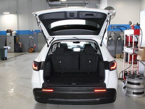 Used 2023 Honda HR-V LX image 38