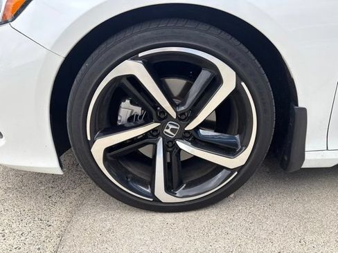 Used 2022 Honda Accord Sport image 10