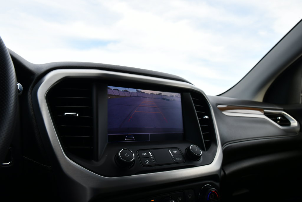Used 2021 GMC Acadia SLE w/ Driver Convenience Package AWD/4WD image 17