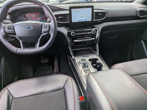 Used 2024 Ford Explorer ST-Line w/ Class IV Trailer Tow Package image 26