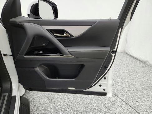 Used 2025 Lexus LX 700h F Sport image 20