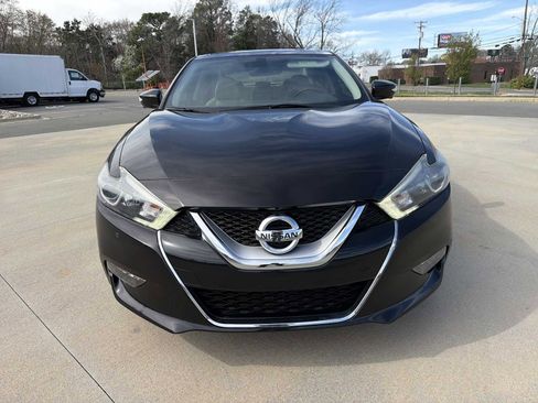 Used 2017 Nissan Maxima Platinum w/ Medallion Package image 5