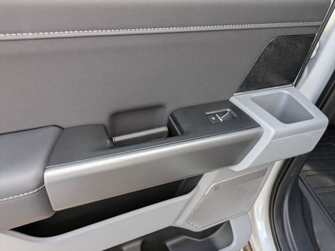 New 2026 Ford F250 XLT w/ XLT Premium Package image 12