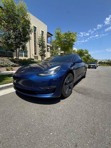 Used 2022 Tesla Model 3 Long Range AWD/4WD image 1