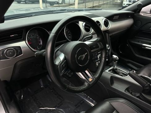 Used 2022 Ford Mustang Premium RWD image 15