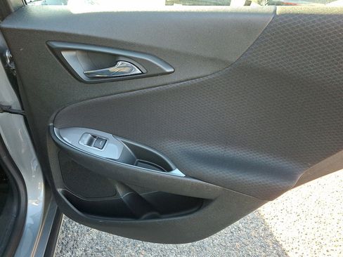 Used 2023 Chevrolet Malibu LT image 14