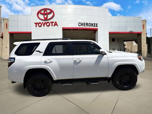 Used 2024 Toyota 4Runner TRD Off-Road Premium w/ Moonroof Package image 4