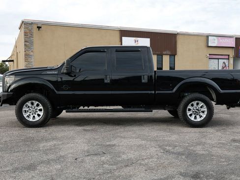 Used 2016 Ford F250 XLT AWD/4WD image 2