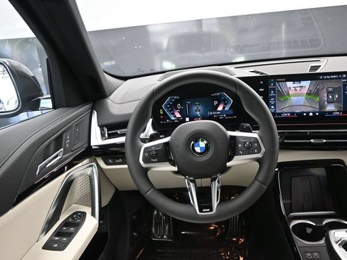 New 2026 BMW X2 xDrive28i w/ Technology Package AWD/4WD image 33
