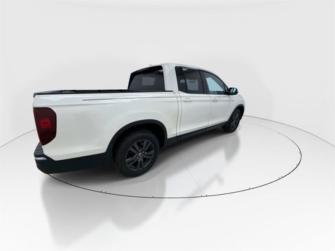 Used 2018 Honda Ridgeline Sport image 8