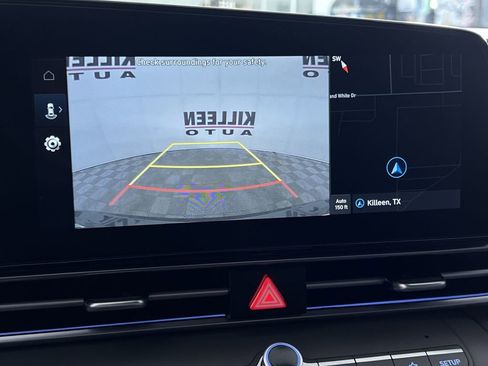 Used 2025 Hyundai Elantra SEL w/ Cargo Package image 19