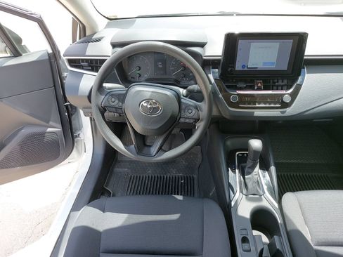 Used 2024 Toyota Corolla LE FWD image 6