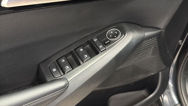 Used 2025 Kia Seltos X-Line AWD/4WD image 20