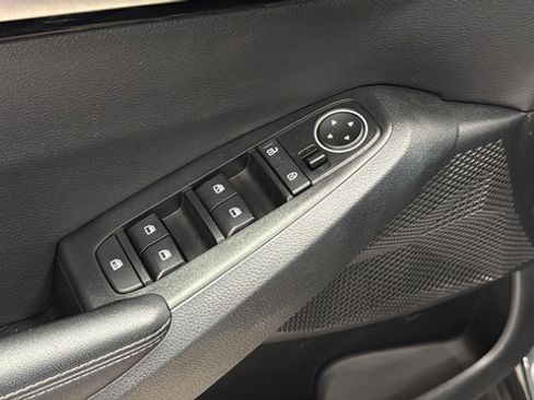 Used 2025 Kia Seltos X-Line AWD/4WD image 20