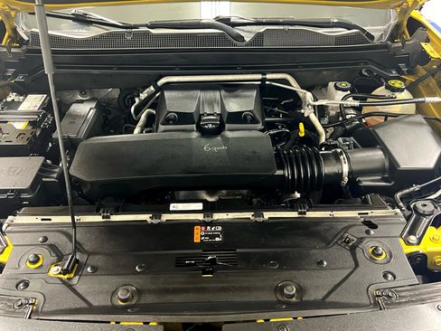 Used 2023 GMC Canyon AT4 w/ AT4 Premium Package image 33