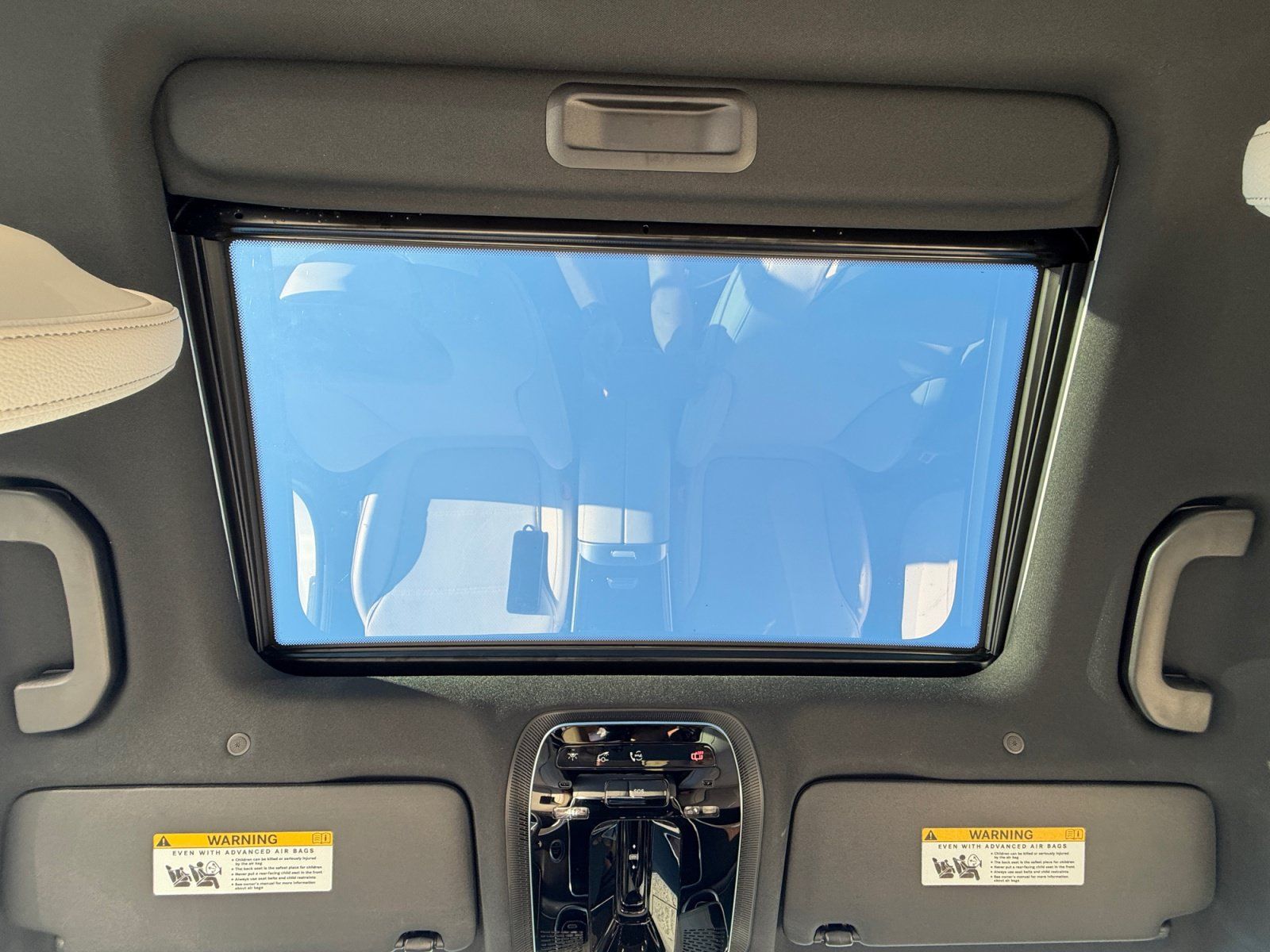 Used 2023 Mercedes-Benz C 300 4MATIC Sedan image 33