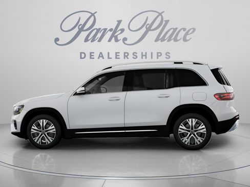 Used 2026 Mercedes-Benz GLB 250 image 8