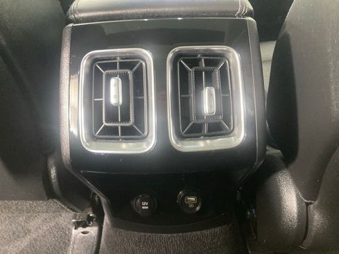 Used 2022 Kia Sorento SX image 16