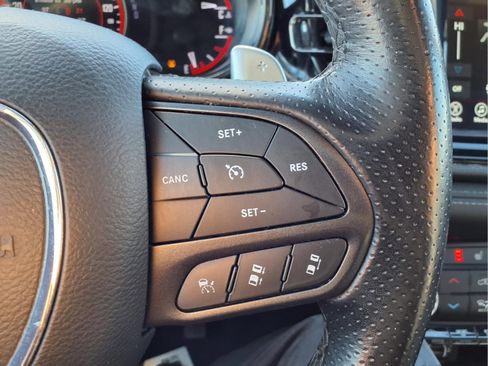 Used 2022 Dodge Durango GT image 13