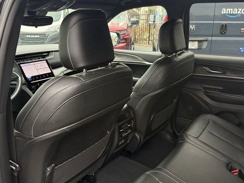 Used 2024 Jeep Grand Cherokee Limited w/ Trailer Tow Package image 29