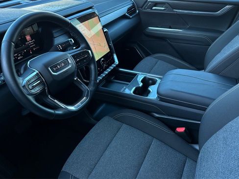 Certified 2025 GMC Acadia Elevation image 10