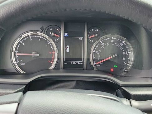 Used 2023 Toyota 4Runner Limited RWD image 34