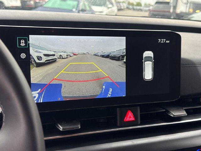 Certified 2026 Kia Carnival FWD image 28