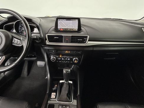Used 2017 MAZDA MAZDA3 Touring w/ Popular Equipment Package FWD image 19