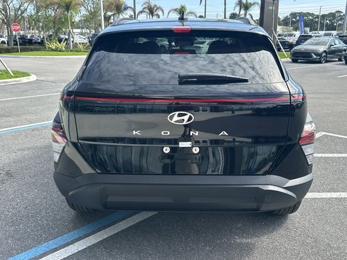 New 2026 Hyundai Kona SEL Sport FWD image 7