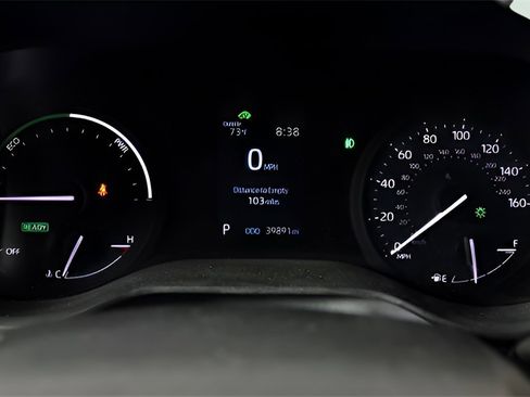 Used 2022 Toyota Sienna XLE image 29