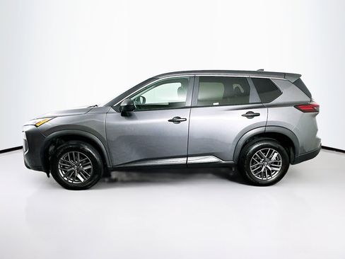 Used 2024 Nissan Rogue S FWD image 4