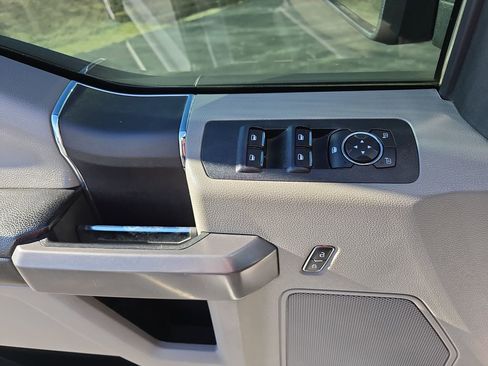 Used 2019 Ford F150 XLT w/ Equipment Group 301A Mid image 31