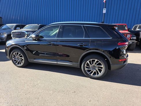 Used 2020 Lincoln Corsair AWD w/ Equipment Group 101A image 7