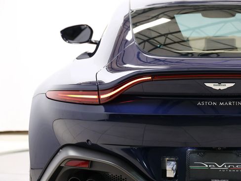 Used 2019 Aston Martin V8 Vantage Coupe RWD image 47