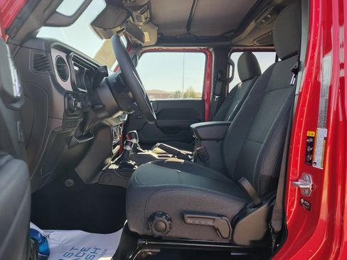 New 2026 Jeep Gladiator Sport image 13