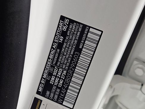 Used 2025 Mercedes-Benz C 300 Sedan image 46