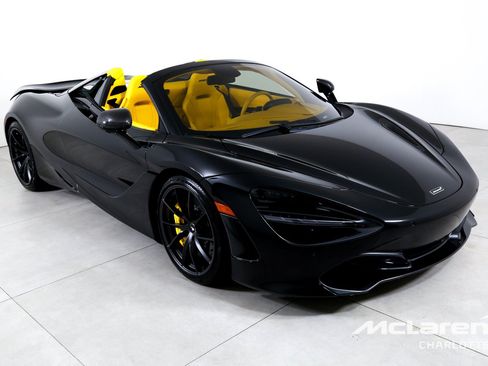 Used 2022 McLaren 720S Spider RWD image 4