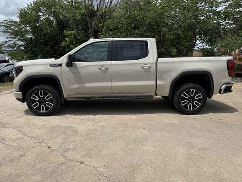 New 2026 GMC Sierra 1500 AT4 w/ AT4 Premium Package AWD/4WD image 8
