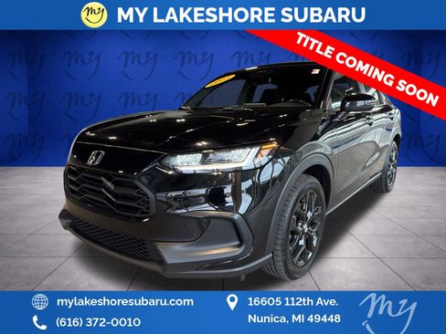 Used 2023 Honda HR-V Sport image 3