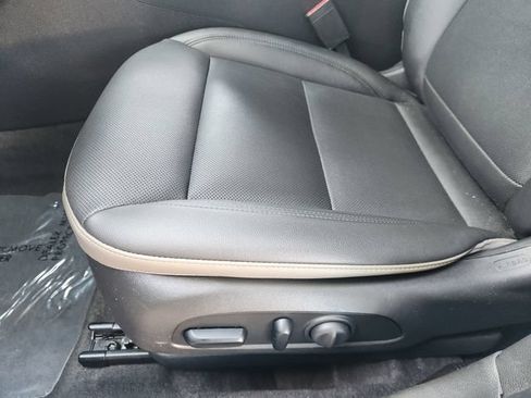 Used 2025 Chevrolet Trax ACTIV w/ Driver Confidence Package FWD image 26